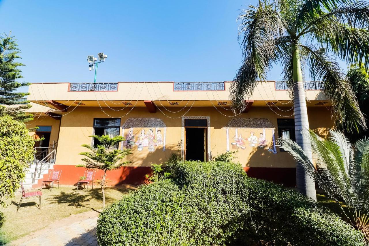 Spot On 68319 Hotel Nakhralo Rajasthan Resort Jaipur Luaran gambar